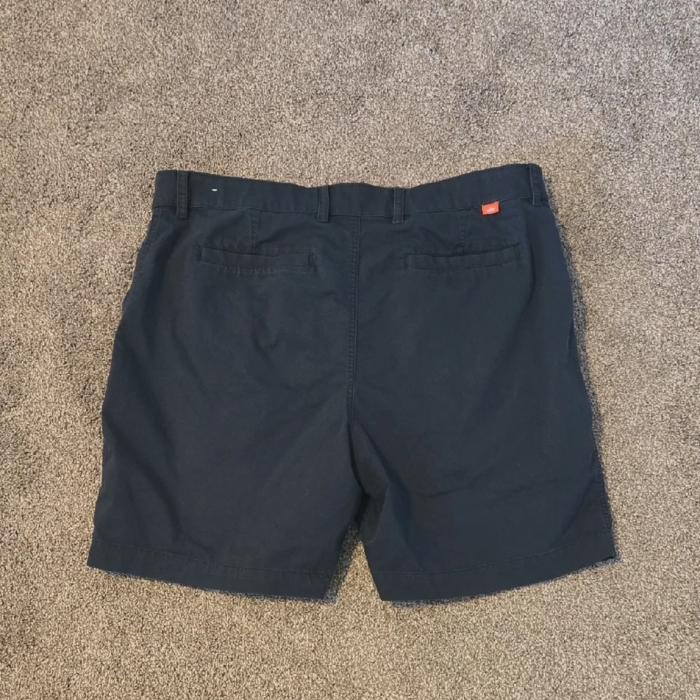 Nike Men's Dark Navy Flat-Front Shorts